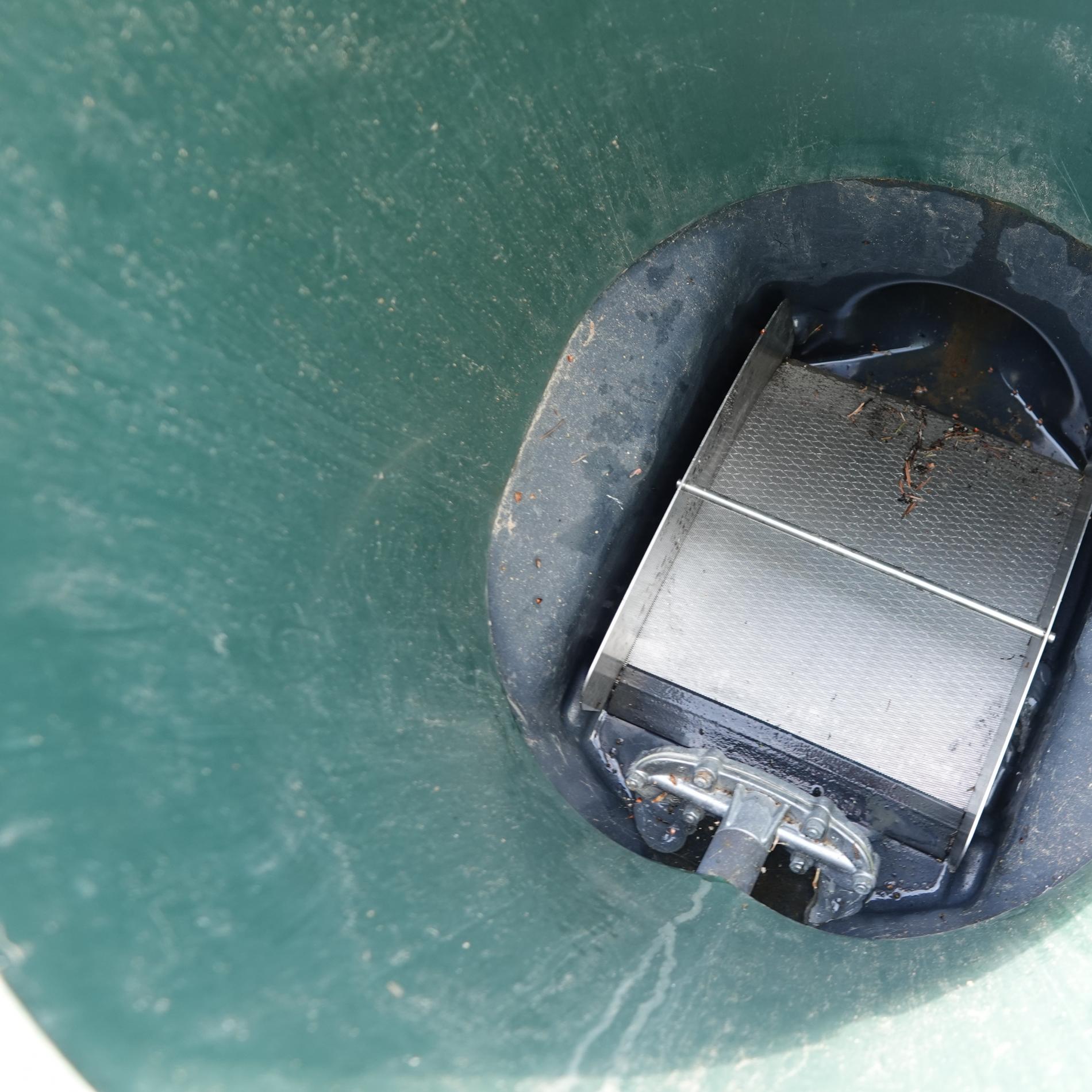 Prefiler and auto flush cleaner